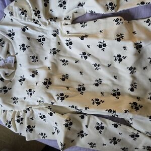 GAP Black Floral Ribbed Top